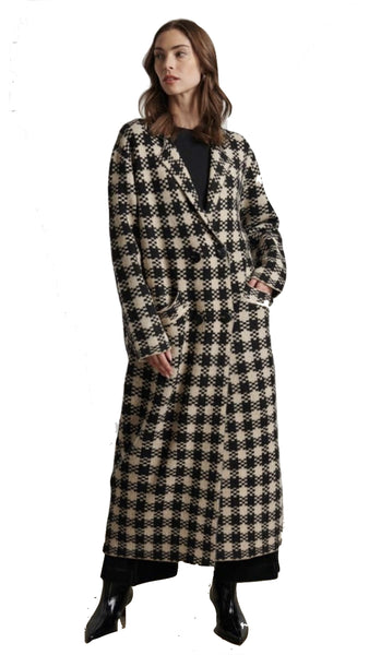 PALMER COATIGAN - PORCELAIN TILE