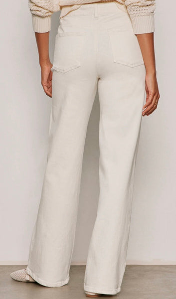 CADENCE RELAXED STRAIGHT JEAN - COLLAGEN