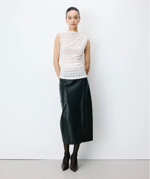 AVILA SLEEVELESS LACE TOP
